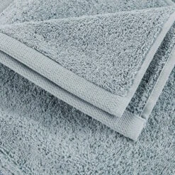 Gästehandtuch FABULOUS In Hellblau -Butlers Speichern butlers gastehandtuch fabulous in hellblau 2