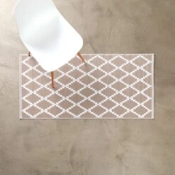 In- & Outdoor-Teppich Rauten L 140 X B 70cm COLOUR CLASH In Natur -Butlers Speichern butlers in and outdoor teppich rauten l 140 x b 70cm colour clash in natur 1