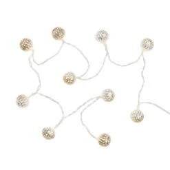 LED-Lichterkette Metallball 10 Lichter Mit USB-Batteriefach ORIENTAL LIGHTS In Silber 10 LED-Lichterkette Metallball 10 Lichter Mit USB-Batteriefach ORIENTAL LIGHTS In Silber -Butlers Speichern butlers led lichterkette metallball 10 lichter mit usb batteriefach oriental lights in silber 3