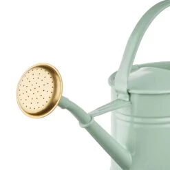 Mini-Gießkanne 1,5l ZINC In Pastellgrün -Butlers Speichern butlers mini giesskanne 1 5l zinc in pastellgrun 3