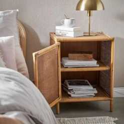 Nachttisch-Schränkchen Handgefertigt Aus Rattan BOHO LOUNGE In Natur -Butlers Speichern butlers nachttisch schrankchen handgefertigt aus rattan boho lounge in natur 9